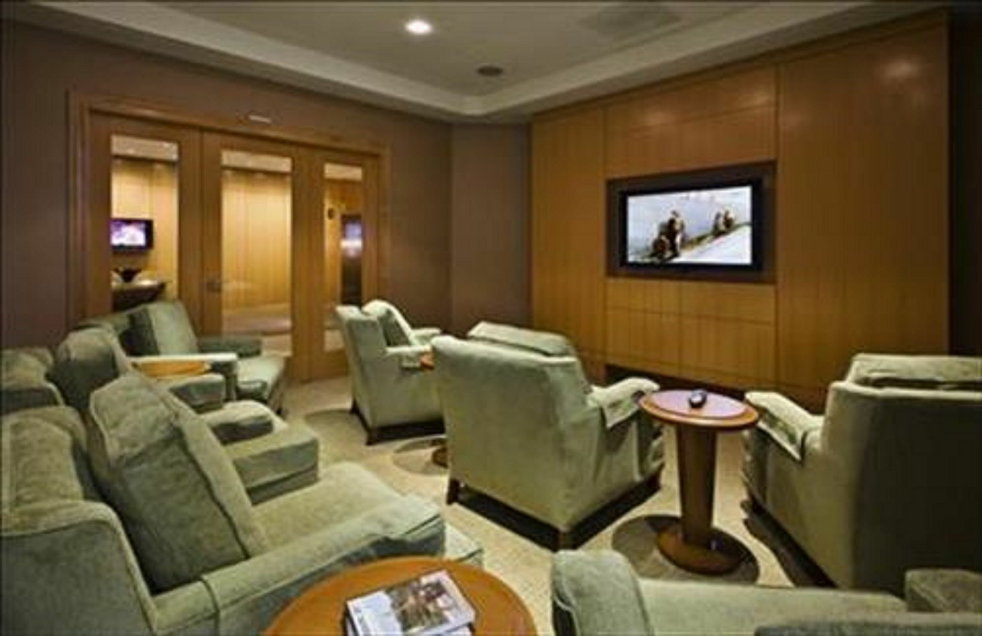 Global Luxury Suites Mass General Hospital Бостон Экстерьер фото
